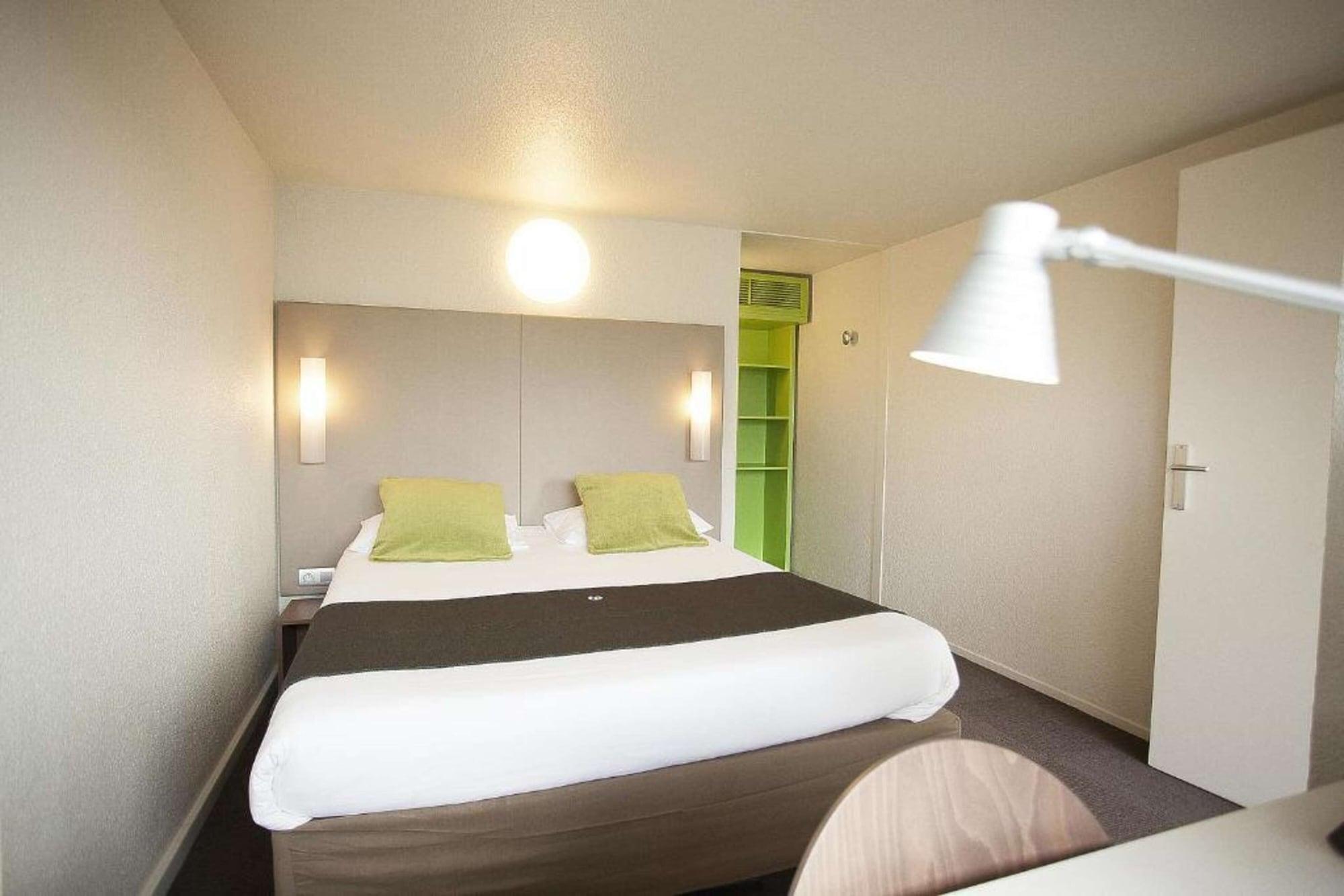 B&B Hotel Avignon Sud Parc Des Expositions Luaran gambar