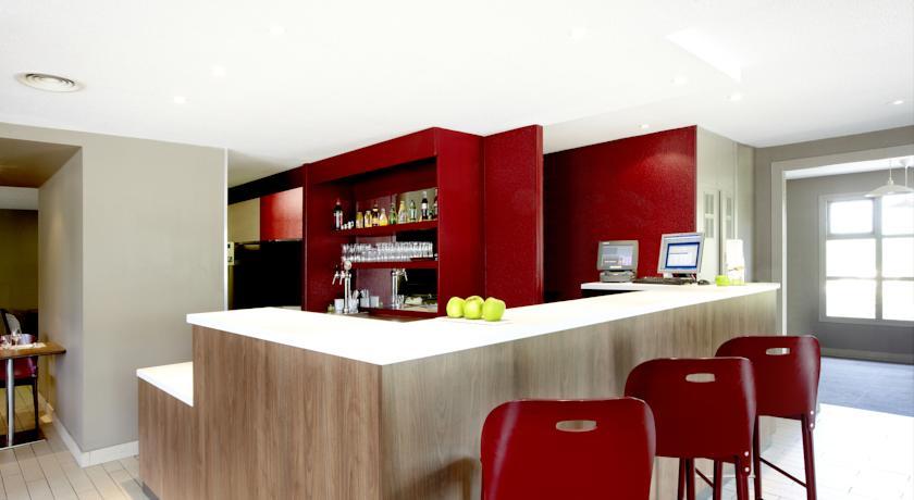 B&B Hotel Avignon Sud Parc Des Expositions Luaran gambar