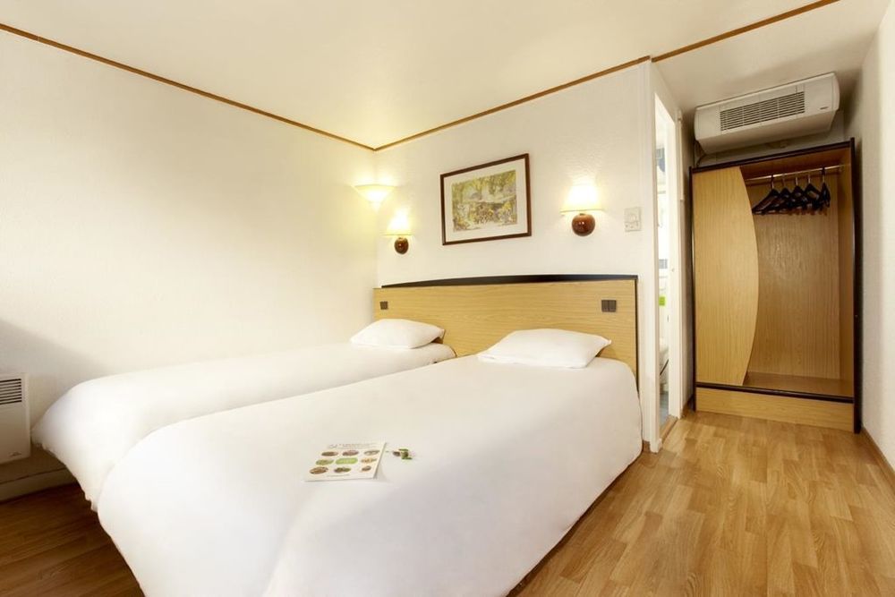 B&B Hotel Avignon Sud Parc Des Expositions Bilik gambar