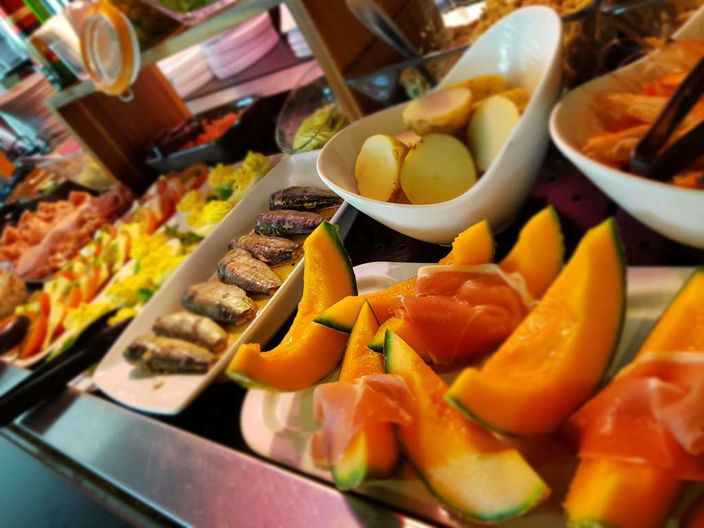 B&B Hotel Avignon Sud Parc Des Expositions Restoran gambar